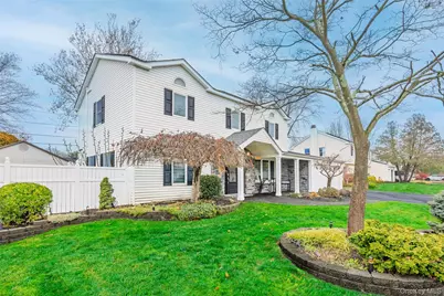 42 Tulip Grove Drive, Lake Grove, NY 11755 - Photo 4