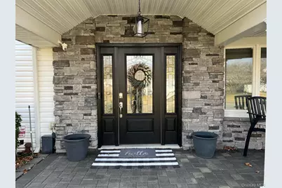 42 Tulip Grove Drive, Lake Grove, NY 11755 - Photo 6