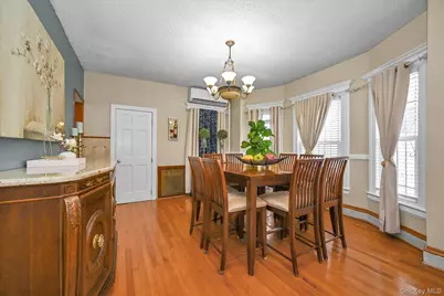 8817 190th Street, Hollis, NY 11423 - Photo 6