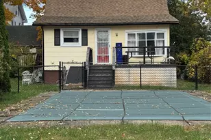 8 E Marie St, Hudson, NY 12534 - Photo 1