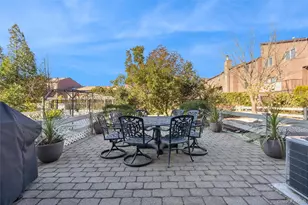 56 Stonegate Dr, New York, NY 10304 - Photo 12