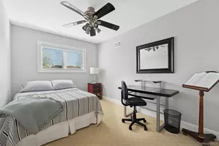 56 Stonegate Dr, New York, NY 10304 - Photo 16