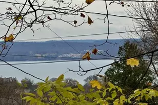 35 Dickinson Ave, Nyack, NY 10960 - Photo 2