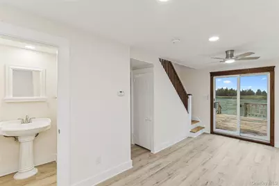 17425 County Road 48, Cutchogue, NY 11935 - Photo 14