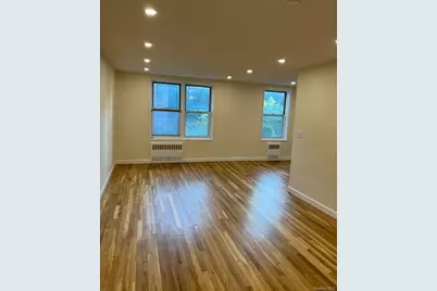 142-20 84 Drive #4D, Briarwood, NY 11435 - Photo 1