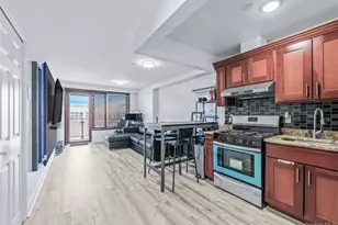 30-63 31st St, Astoria, NY 11102 - Photo 4