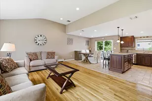 40 Cambridge Rd, East Rockaway, NY 11518 - Photo 2