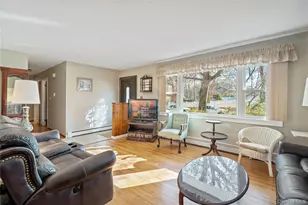 211 Mooney Pond Rd, Selden, NY 11784 - Photo 8