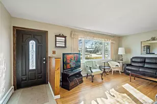 211 Mooney Pond Rd, Selden, NY 11784 - Photo 6