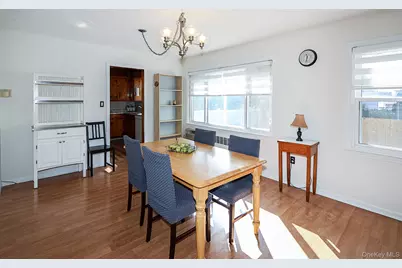 828 E. Meadow Avenue, East Meadow, NY 11554 - Photo 12