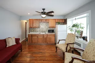 828 E Meadow Ave, East Meadow, NY 11554 - Photo 6