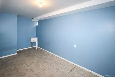 828 E. Meadow Avenue, East Meadow, NY 11554 - Photo 30