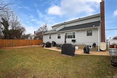 828 E. Meadow Avenue, East Meadow, NY 11554 - Photo 34