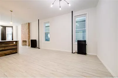 330 E 198th Street, Bronx, NY 10458 - Photo 32