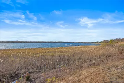 28 Old Neck Road S, Center Moriches, NY 11934 - Photo 38