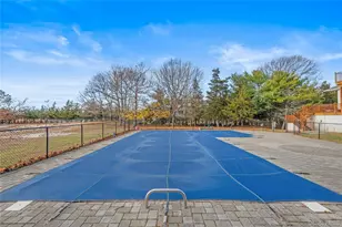 28 Old Neck Rd S, Center Moriches, NY 11934 - Photo 34