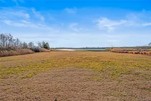 28 Old Neck Rd S, Center Moriches, NY 11934 - Photo 36