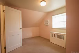 18 Mountainview Ave, Rosendale, NY 12472 - Photo 14