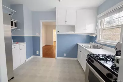 31 Oakland Avenue, Port Jefferson Station, NY 11776 - Photo 8