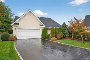 41 Golden Spruce Dr, Calverton, NY 11933 - Photo 2