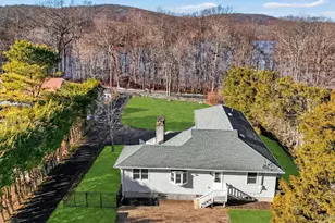 1166 Hunterbrook Rd, Yorktown Heights, NY 10598 - Photo 28