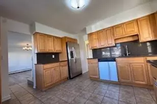 29 Arizona Ave, Syosset, NY 11791 - Photo 6