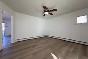 29 Arizona Ave, Syosset, NY 11791 - Photo 18