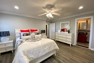 192 Adams Way, Sayville, NY 11782 - Photo 8