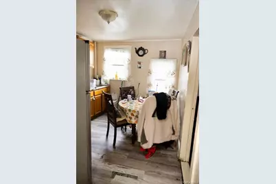 19 Frederick Avenue, Elmont, NY 11003 - Photo 10