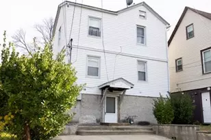 19 Frederick Ave, Elmont, NY 11003 - Photo 2