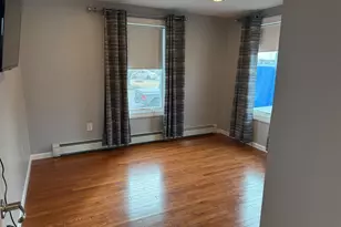 36 W Saltaire Rd, Lindenhurst, NY 11757 - Photo 10