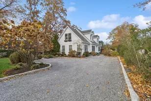 19 Walnut Ave, East Quogue, NY 11942 - Photo 22