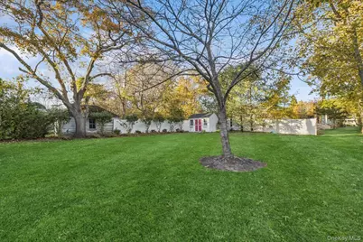 19 Walnut Avenue, East Quogue, NY 11942 - Photo 26