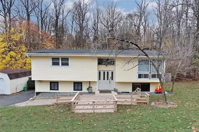35 Regina Road, Monsey, NY 10952 - Photo 2