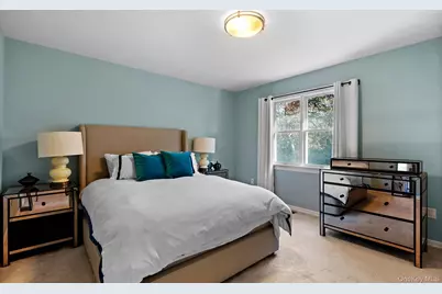 16 Georgica Woods Lane, Wainscott, NY 11975 - Photo 16