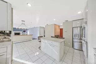 10 Cori Ln, Bohemia, NY 11716 - Photo 24