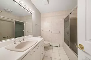 10 Cori Ln, Bohemia, NY 11716 - Photo 36