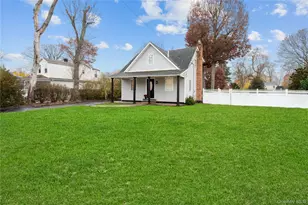 36 W 19th St, Huntington Station, NY 11746 - Photo 36