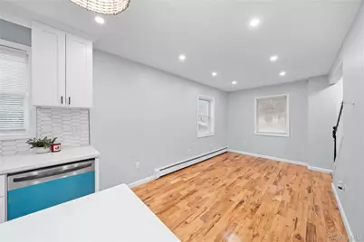 36 W 19th Street, Huntington Station, NY 11746 - Photo 8