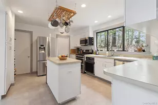 49 Twin Lakes Rd, South Salem, NY 10590 - Photo 10