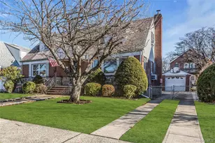 78-37 267th St, Glen Oaks, NY 11004 - Photo 2