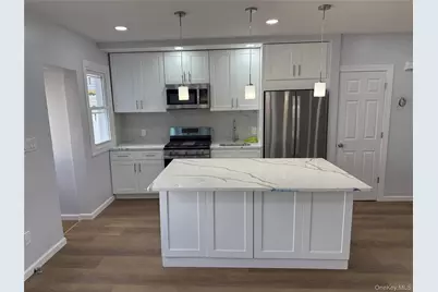 10731 121st Street, Richmond Hill, NY 11419 - Photo 2