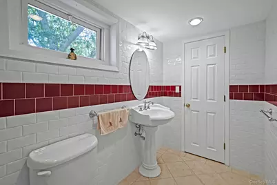 321 Sound Beach Boulevard, Sound Beach, NY 11789 - Photo 26