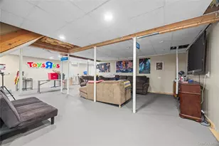 7 Bittersweet Ln, Center Moriches, NY 11934 - Photo 32