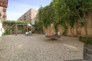 67-30 Clyde St, Forest Hills, NY 11375 - Photo 32