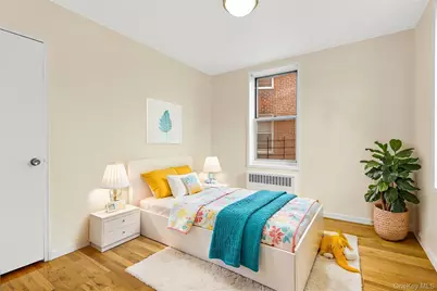 67-30 Clyde Street #6W, Forest Hills, NY 11375 - Photo 14