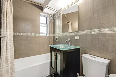 67-30 Clyde Street #6W, Forest Hills, NY 11375 - Photo 24