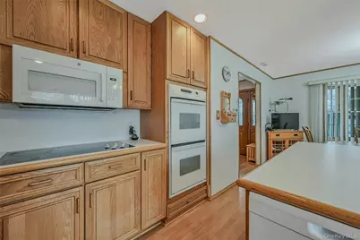 66 Rosemary Place, East Islip, NY 11730 - Photo 14