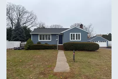 1536 5th Street, West Babylon, NY 11704 - Photo 1