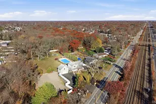 2011 Orinoco Dr, West Islip, NY 11795 - Photo 36